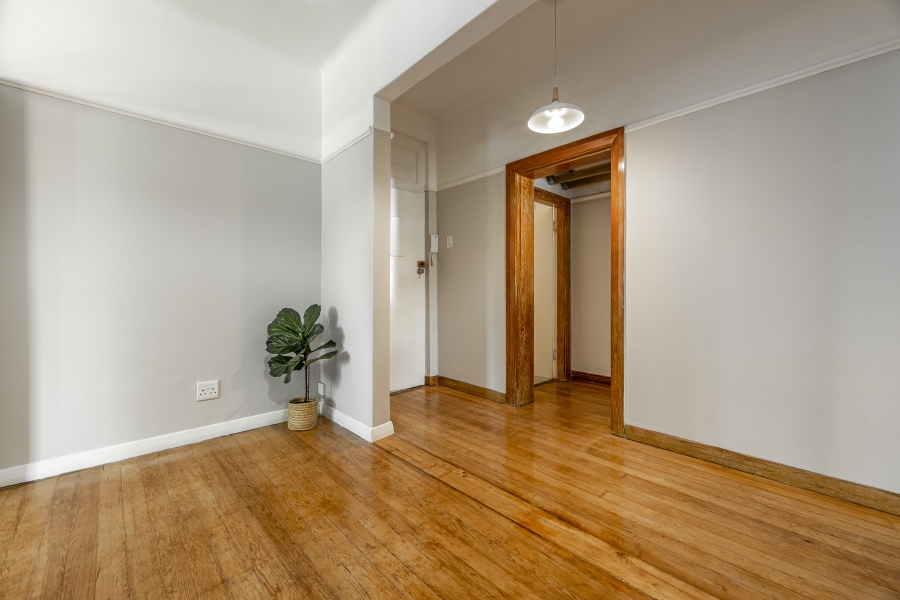 2 Bedroom Property for Sale in Claremont Upper Western Cape